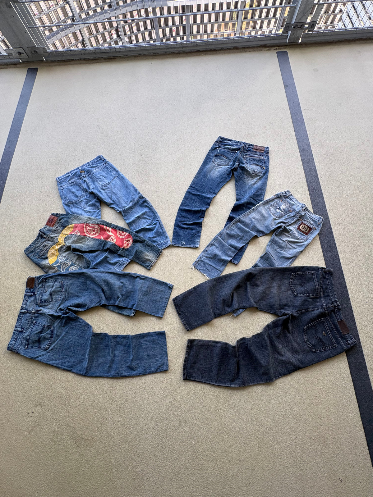 JEANS